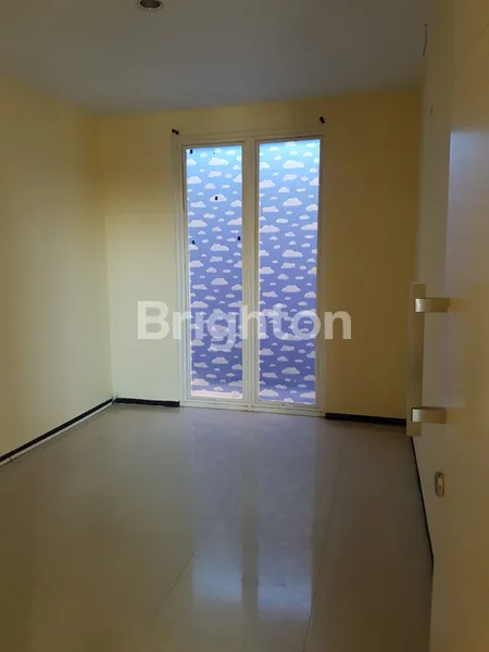 image RUMAH MINIMALIS TAMAN PUSPA RAYA CITRALAND SURABAYA BARAT (4)