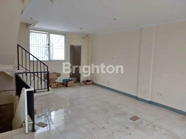 image RUKO 3 LANTAI HARAPAN INDAH LT 100M² (2)