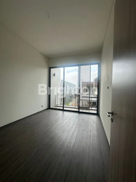 image RUMAH MEWAH MODERN 4+1KT DI SENTUL CITY — NYAMAN, ASRI, DAN BERNILAI INVESTASI TINGGI!  (5)
