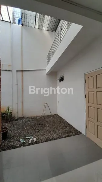 image DIJUAL RUMAH DI PONDOK TIMUR MAS (8)