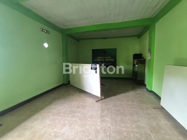 image RUMAH PLUS TEMPAT USAHA MADIUN KOTA (6)