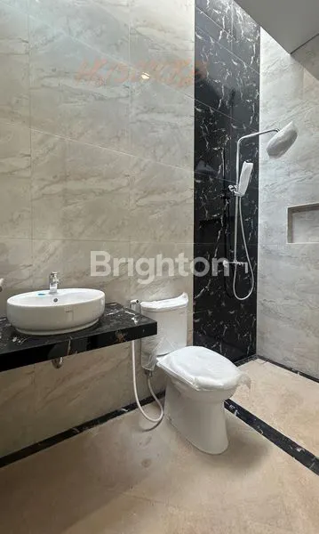 image RUMAH CITRALAND UTAMA NEW MODERN MINIMALIS DEKAT G WALK FASAD MODERN (7)