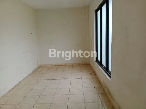 image GUDANG STRATEGIS 1.100 M², DI KOMPLEK PERGUDANGAN TANJUNG SIAPI2 PALEMBANG, SUMSEL INDONESIA. (4)