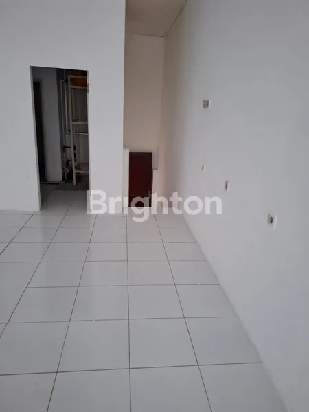 image DIJUAL RUKO SIAP PAKAI DI KALIRUNGKUT LOKASI SANGAT STRATEGIS COCOK UNTUK KANTOR  (7)