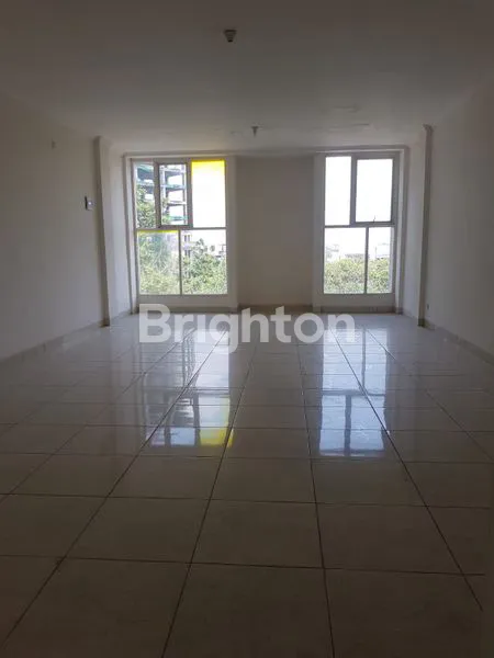 image RUKO PURIMAS 3 LANTAI, HADAP JALAN RAYA (7)