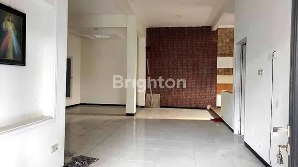 image BISMILLAH 700 JUTA DI JUAL RUMAH LUAS DI CITRA FAJAR GOLF LINGKAR TIMUR SIDOARJO JAWA TIMUR  (6)