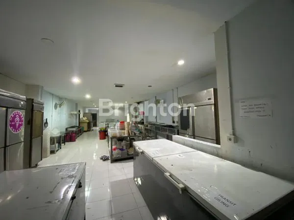 image RUANG USAHA DEKAT KAMPUS DAN BALAIKOTA (5)