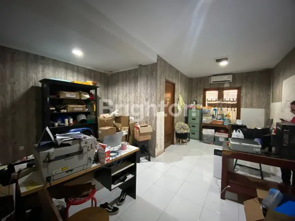 image KANTOR DEKAT BALAIKOTA DAN KAMPUS DI PUSAT KOTA YOGYAKARTA  (4)