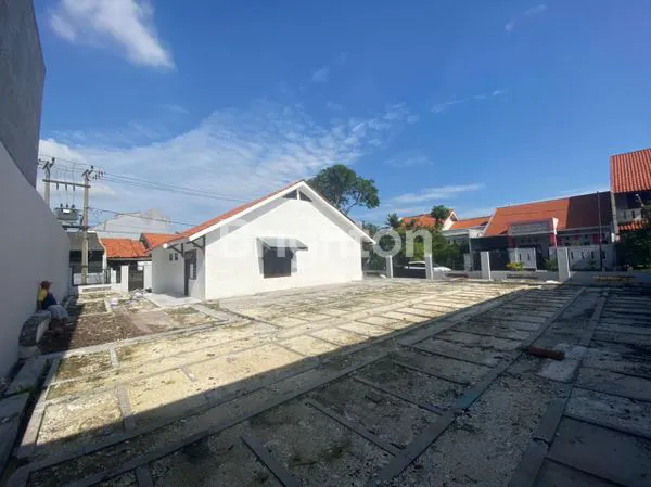 image DIJUAL RUMAH JL.MEDOKAN ASRI UTARA VII RUNGKUT SURABAYA  (2)
