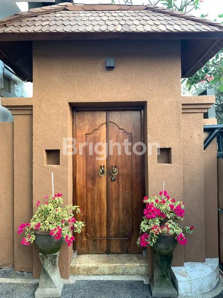 image FOR SALE 4 BEDROOMS MODERN FULLY FURNISHED VILLA NEAR JIMBARAN SIDEWALK (3)