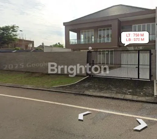 image RUMAH BESAR DAN LUAR DI KOTA WISATA (2)