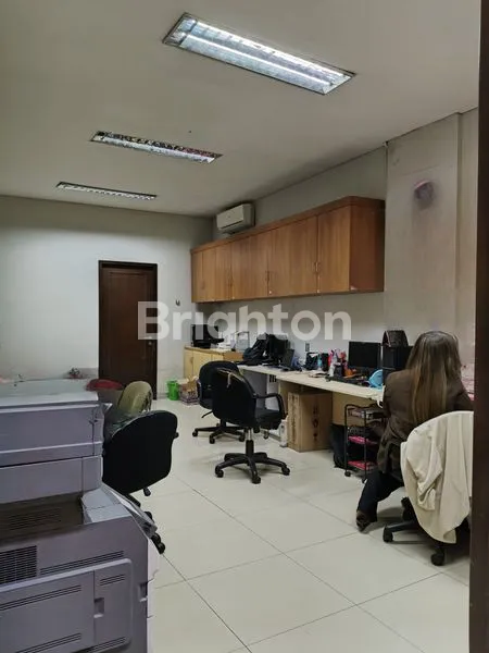 image KANTOR/GEDUNG HOOK DI KEMANG, BANGUNAN 1 LANTAI (3)