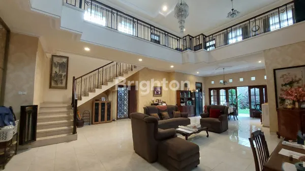 image RUMAH 2 LANTAI MINIMALIS SURABAYA BARAT VILLA BUKIT INDAH PAKUWON DEKAT PTC CITRALAND UNESA SPAZIO DARMO GOLF (2)