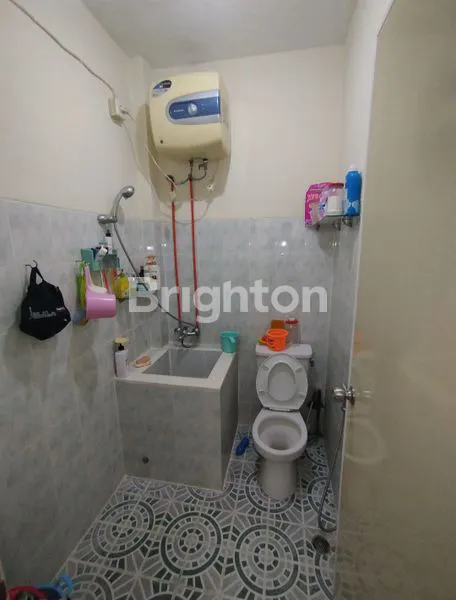 image RUMAH GANDENG/KEMBAR 4½ LANTAI, TAMBORA, JAKARTA BARAT (6)