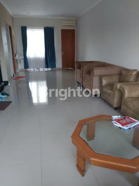 image RUMAH 3 LANTAI SIAP HUNI DI ASEM DURI KEPA JAKARTA BARAT (2)