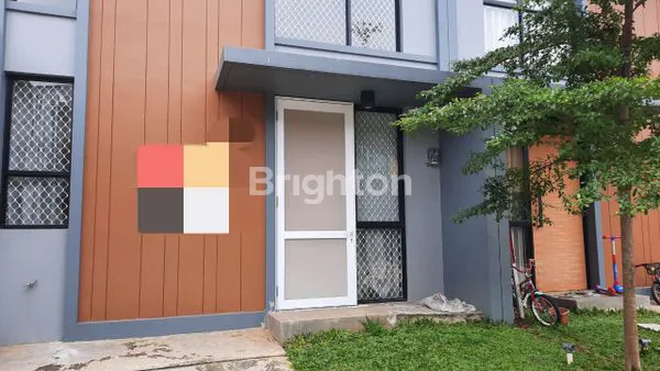 image DISEWAKAN RUMAH CENDANA VIEW LIPPO KARAWACI  (1)