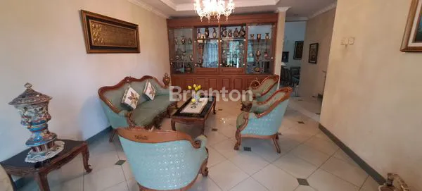 image JUAL RUMAH SANGAT LUAS, NYAMAN, TERAWAT DAN STRATEGIS DI YASMIN (2)