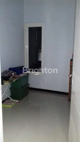 image RUMAH 1 LANTAI DI PUTRA BANGSA RUNGKUT SURABAYA, SIAP HUNI! (4)