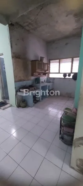 image RUMAH BESAR DI RAYA MENUR BISA TEMBUS GUBENG KERTAJAYA SURABAYA (8)