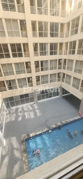 image DIJUAL APARTEMEN MY TOWER LANTAI 8 TOWER B DI RAYA RUNGKUT INDUSTRI TENGGILIS MEJOYO SURABAYA, DEKAT RS ROYAL DAN DI AREA INDUSTRI SIER, LUAS 37,8 M² COCOK UNTUK INVESTASI PROPERTI, PPJB, VIEW POOL, SIAP HUNI! (6)