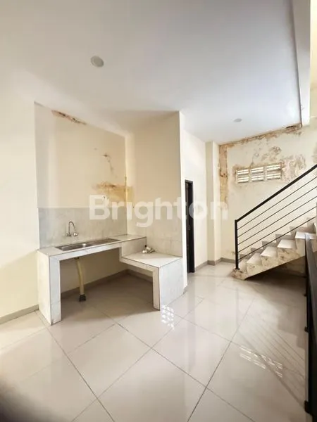 image BALIKPAPAN - RUKO GANDENG DI LOKASI COMMERCIAL  (G078)  (3)