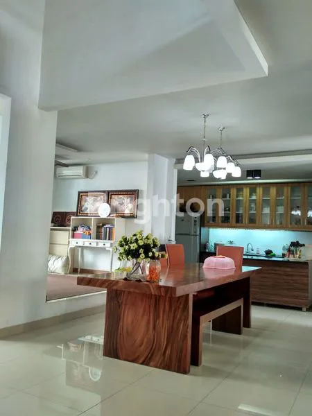 image RUMAH SIAP HUNI KAMAR TIDUR 5+2 LEGENDA WISATA CIBUBUR BOGOR (2)