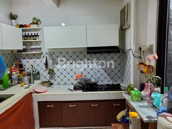 image RUMAH SIAP HUNI 3KT DI KETINTANG HARGA NEGO (3)