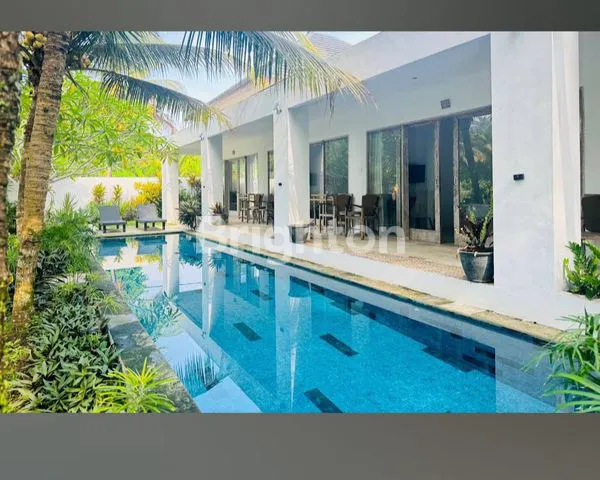 image LUXURY VILLA DI PEKUTATAN NEGARA, BALI (7)