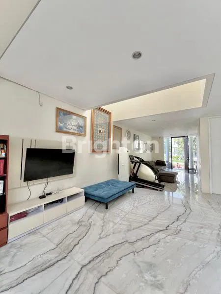 image TURUN HARGA   RUMAH 2 LANTAI SIAP HUNI DI CITRA LAND (5)