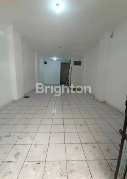 image JUAL MURAH RUKO 3 LANTAI PINGGIR JALAN TANJUNG KARANG TIMUR (7)