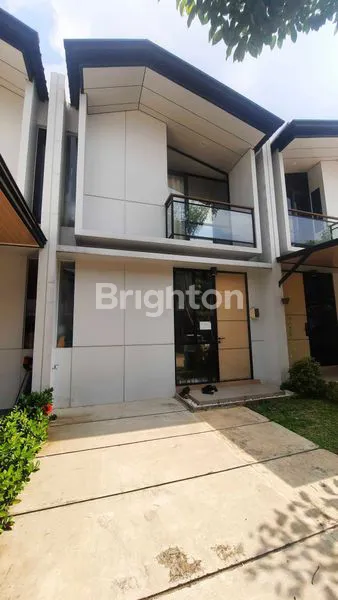 image RUMAH MINIMALIS MODERN 2 LANTAI LIPPO KARAWACI - TANGERANG (1)