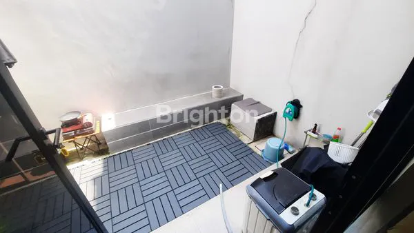 image RUMAH MINIMALIS MODERN 2 LANTAI LIPPO KARAWACI - TANGERANG (7)