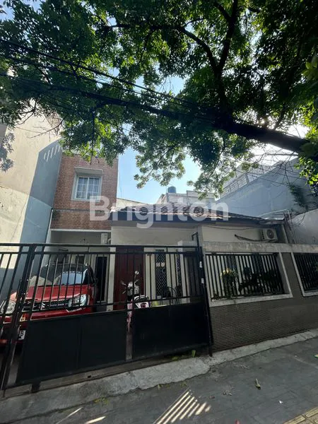 image RUMAH STRATEGIS 1,5 LANTAI UNTUK USAHA DI SUMUR BATU KEMAYORAN (1)