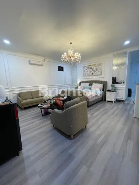 image HIDDEN GEM RUMAH MEWAH 2 LANTAI DENGAN SWIMMING POOL DI SERPONG UTARA (4)