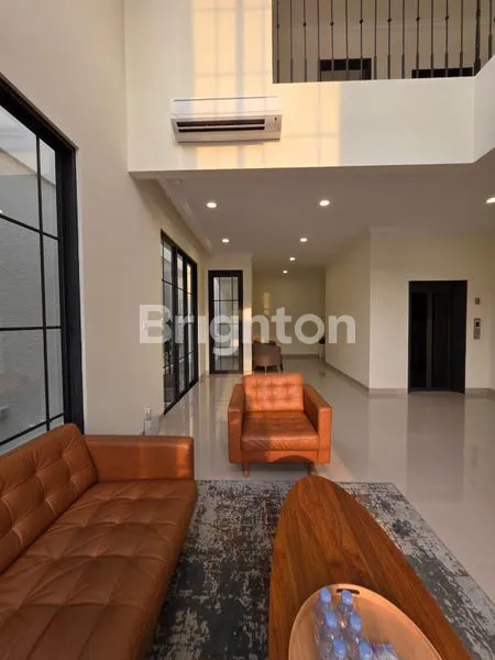 image RUMAH MEWAH LT 160 DI BELLEFONT EAST (4)