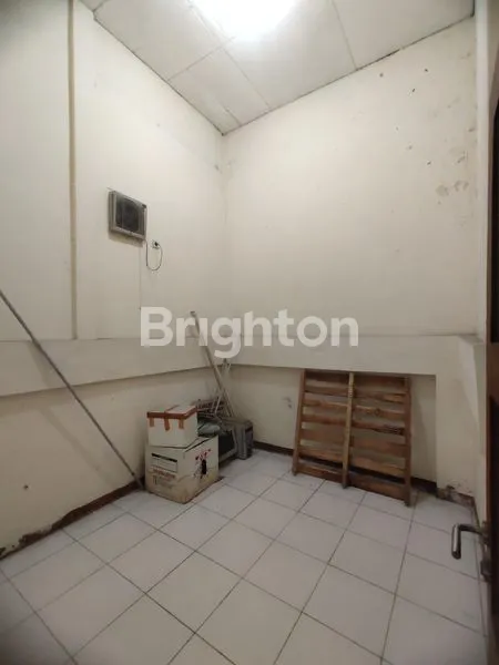 image KANTOR / GUDANG SIAP PAKAI DEKAT BANDARA DI TANAH MAS  SEMARANG UTARA (5)