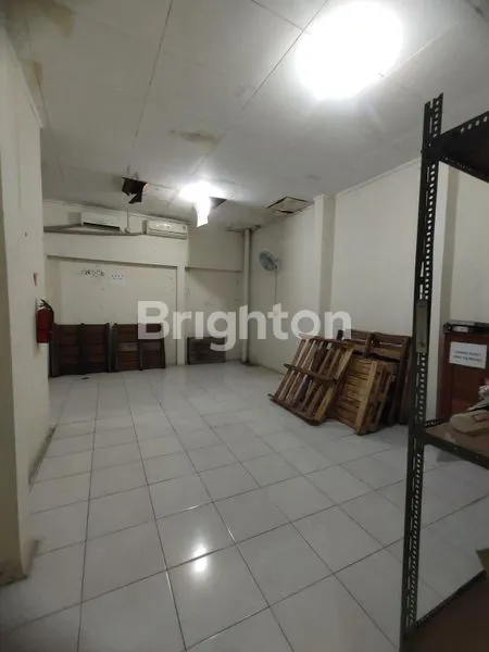 image KANTOR / GUDANG SIAP PAKAI DEKAT BANDARA DI TANAH MAS  SEMARANG UTARA (6)