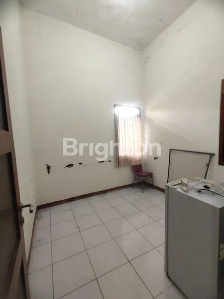 image KANTOR / GUDANG SIAP PAKAI DEKAT BANDARA DI TANAH MAS  SEMARANG UTARA (4)