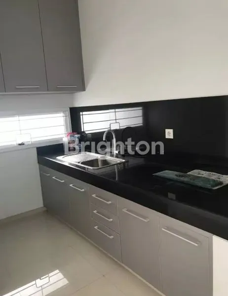 image RUMAH 4 KT EKSKLUSIF DI BINTARO SEKTOR 9 (7)