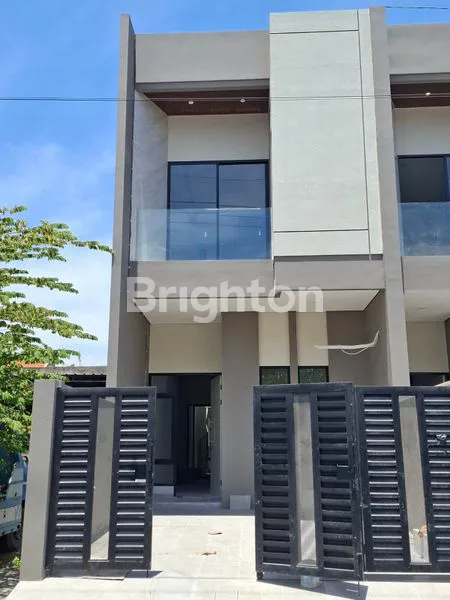 image RUMAH 2 LANTAI BARU GRESS DI TENGGILIS MEJOYO, DEKAT UBAYA (1)