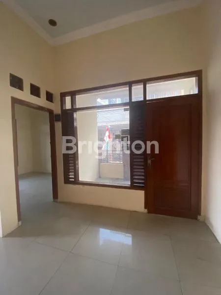 image RUMAH HOOK 1 LANTAI SIAP HUNI KOTA MOJOKERTO  (2)