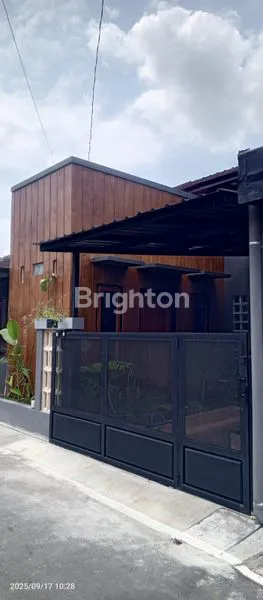 image DIJUAL  RUMAH EXKLUSIF SIAP HUNI DI PERUMNAS NGRINGO JATEN. (5)