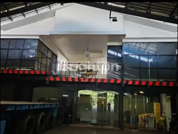 image GUDANG SHOWROOM DEKAT AKSES TOL DAN PELABUHAN (6)