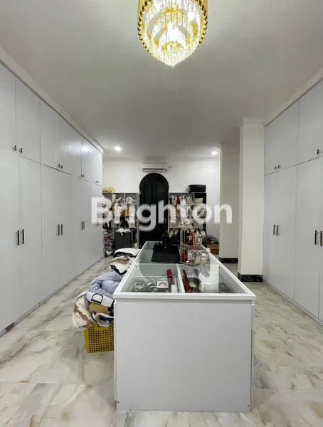 image HUNIAN EKSKLUSIF MODERN WITH SWIMMING POOL (7)