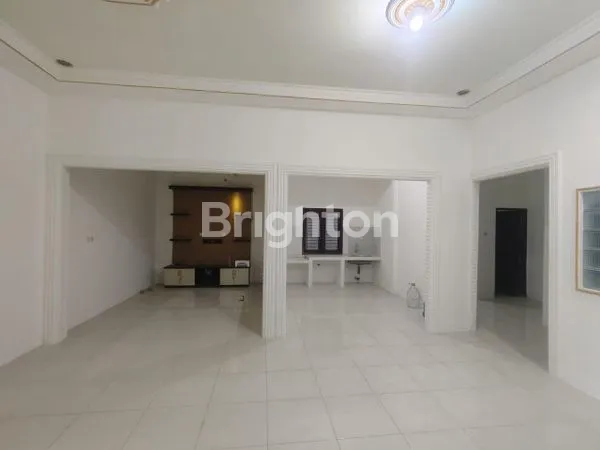 image RUMAH BARU RENOVASI SHM 300M² DI KARPOTEK (3)
