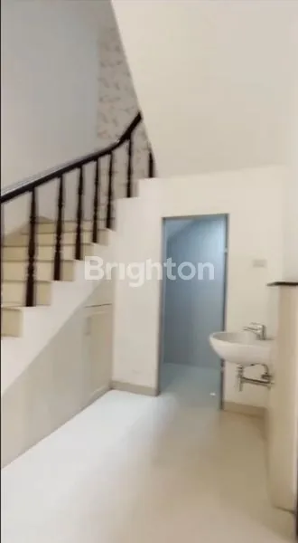 image VILLA MEWAH SIAP HUNI – KOMPLEK PRESTISIUS CEMARA ASRI, JL. AZALEA 2 (3)