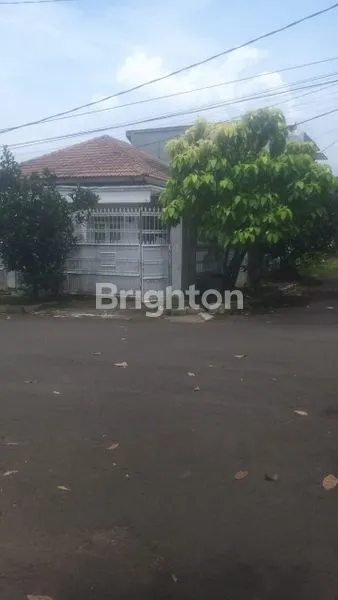image JUAL RUMAH ASRI DAN NYAMAN DI TENGAH KOTA BOGOR (2)
