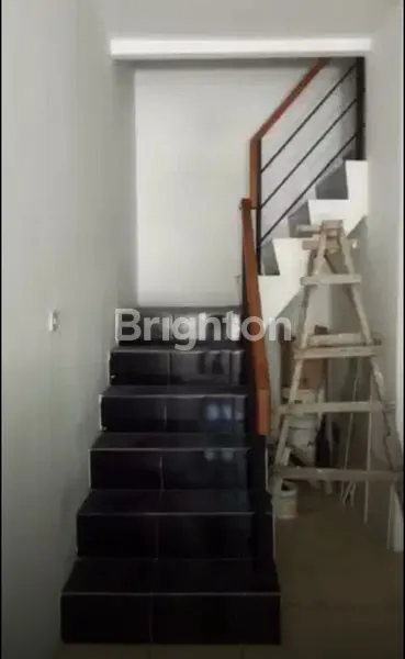 image RUMAH 1 SETENGAH LANTAI DI DAAN MOGOT JAKARTA BARAT (2)