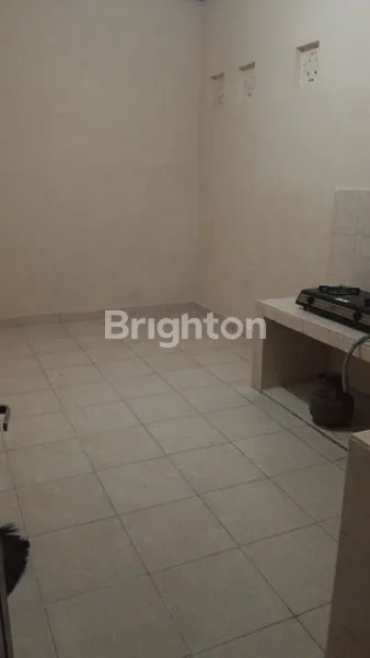 image DISEWAKAN RUMAH SANGAT STRATEGIS,DALAM PERUMAHAN DEKAT DENGAN SEKOLAH BINTANG PERSADA  (4)