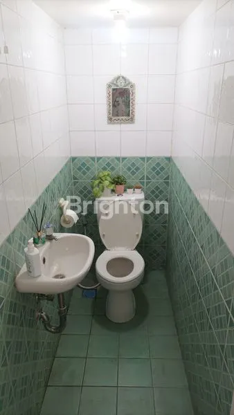 image RUMAH MEWAH 2 LANTAI DI PURI MEDIA (5)